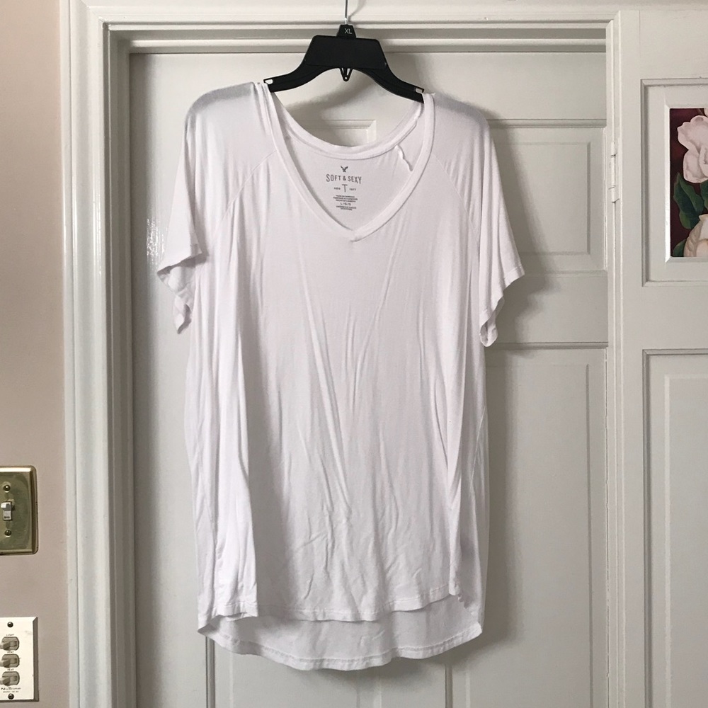 American Eagle casual tee